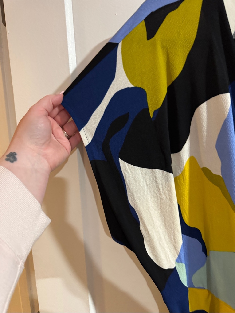 Colorblock Wrap Dress - Picture 2 of 5